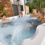 Lifesmart LS450DX 7-Person 22-Jet Plug & Play Spa - Image 8