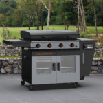 Blackstone Bronco Outdoor Combo Griddle 36 inch 4-Burner Flat Top Grill with Vertical Pellet Smoker - Image 3